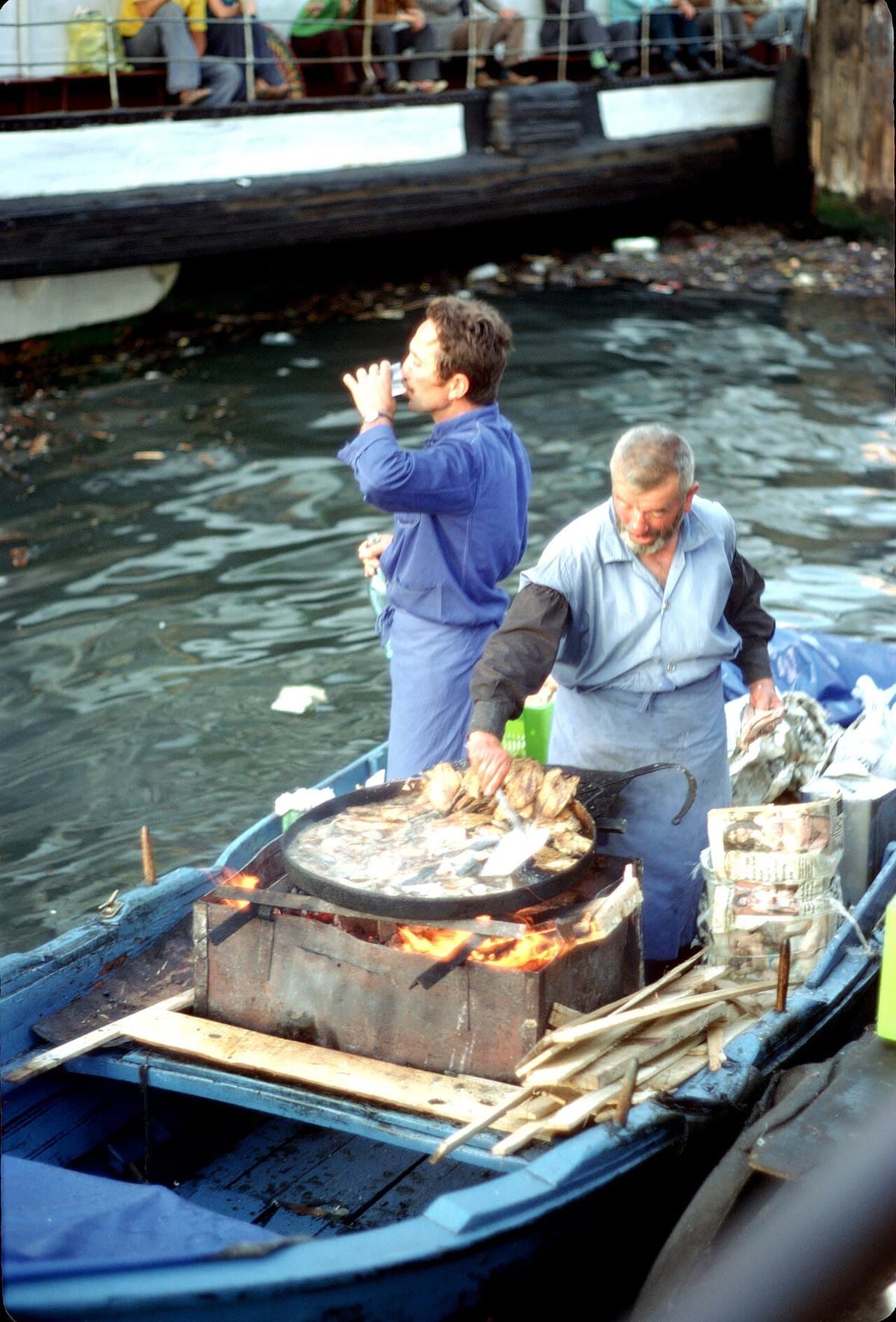 Balık ekmek a Eminönü — foto 3