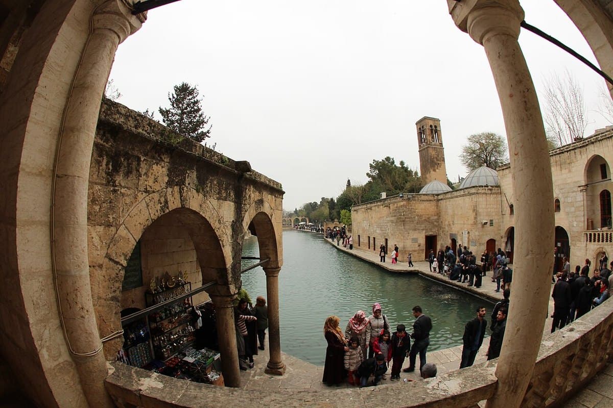 Balikligol e bazar di Urfa — foto 3