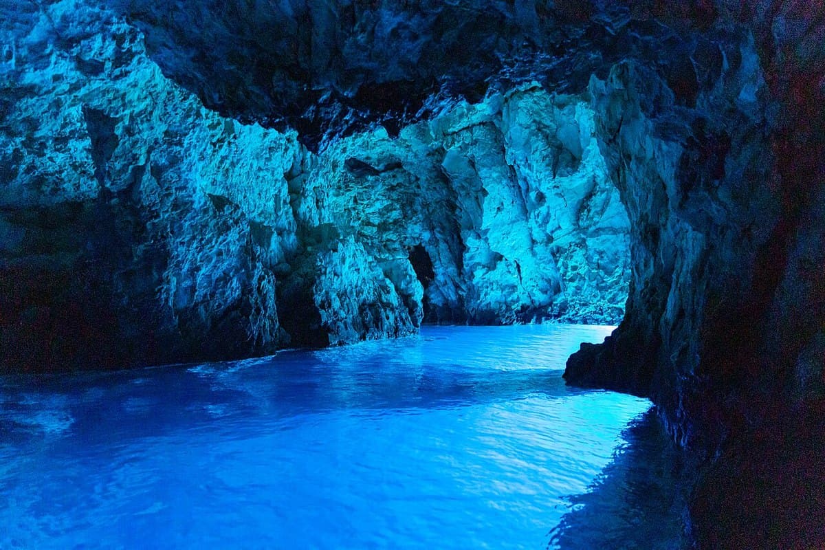 Grotta azzurra di Biševo