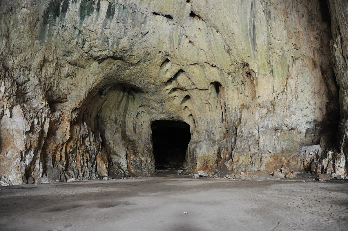 Grotta di Devetashka