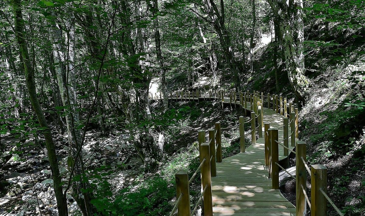 Grotta di Dupnisa — foto 2