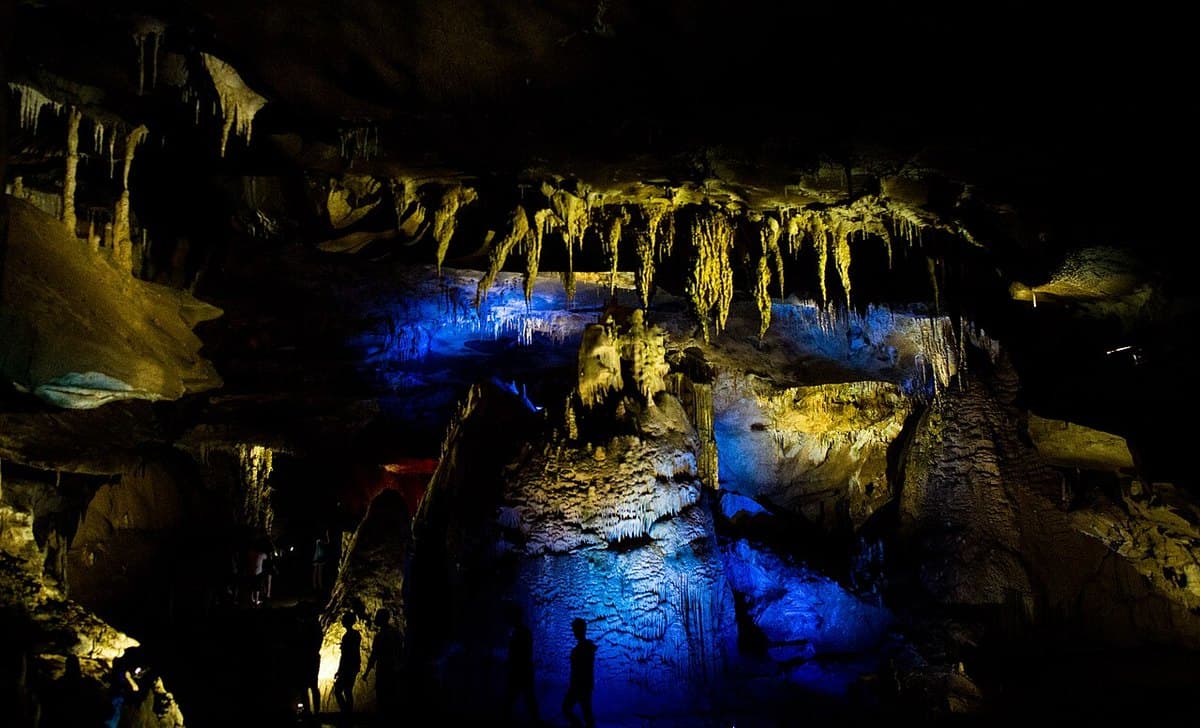 Grotta di Prometeo — foto 3