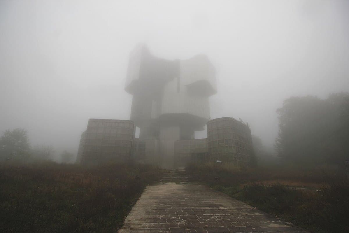 Monumento di Petrova Gora