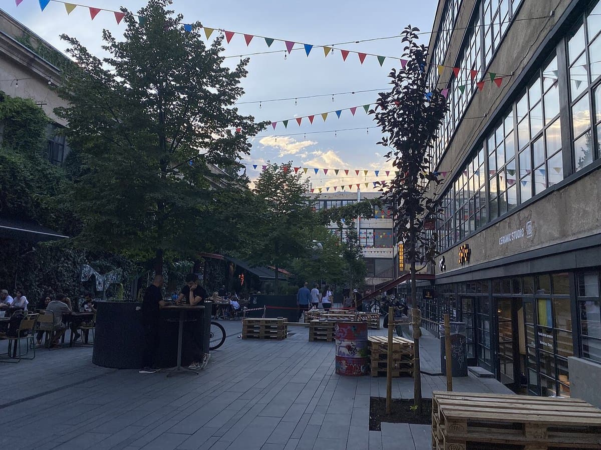 Sololaki e Fabrika — foto 3
