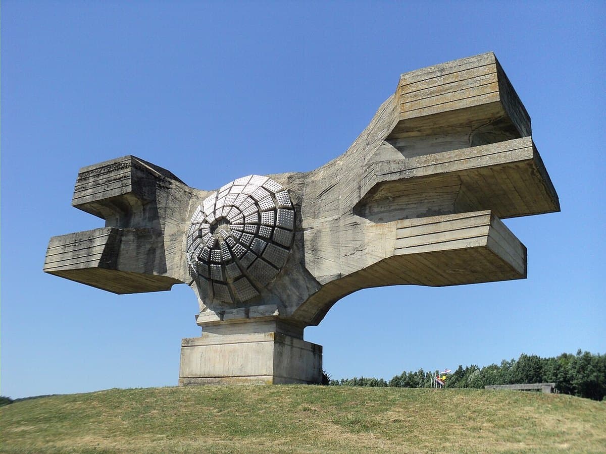 Spomenik di Podgarić