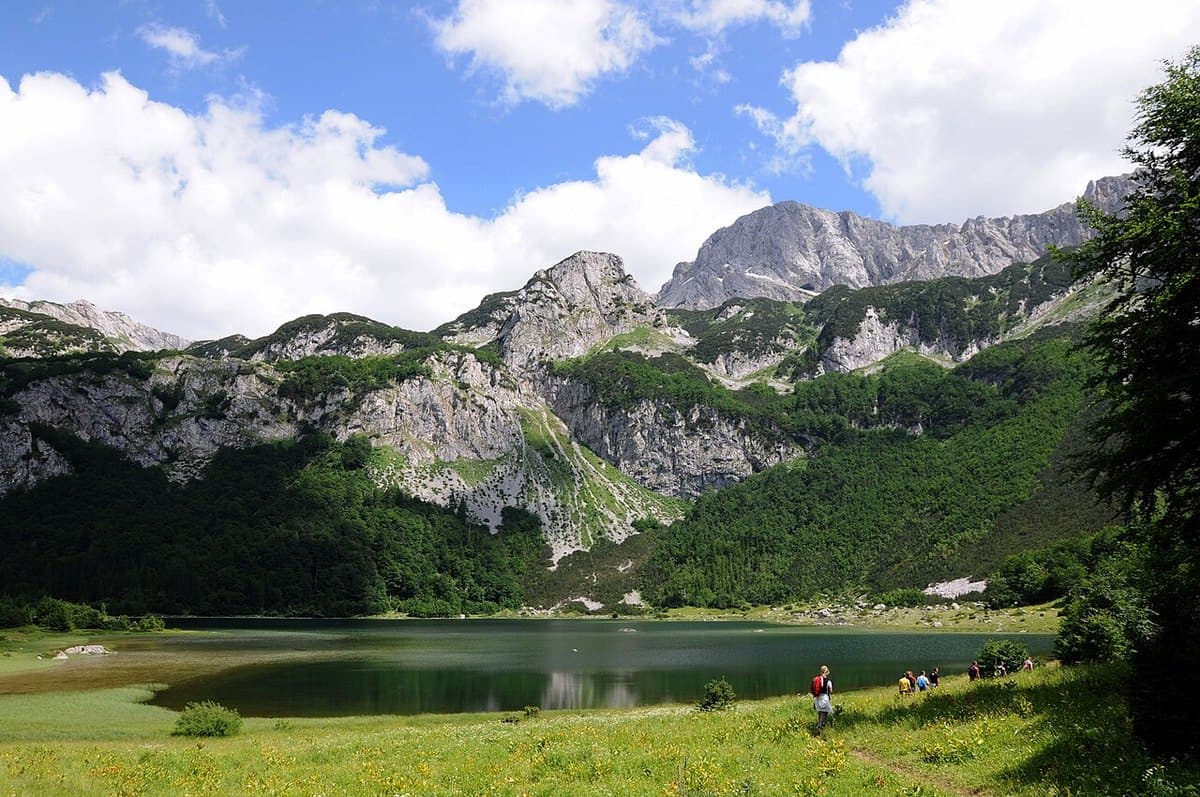 Spomenik di Tjentište — foto 3