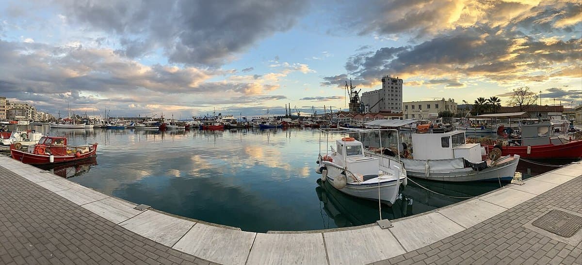 Tsipouradika di Volos — foto 3