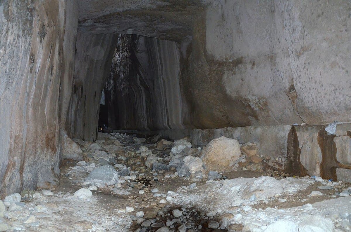 Tunnel di Vespasiano e Tito