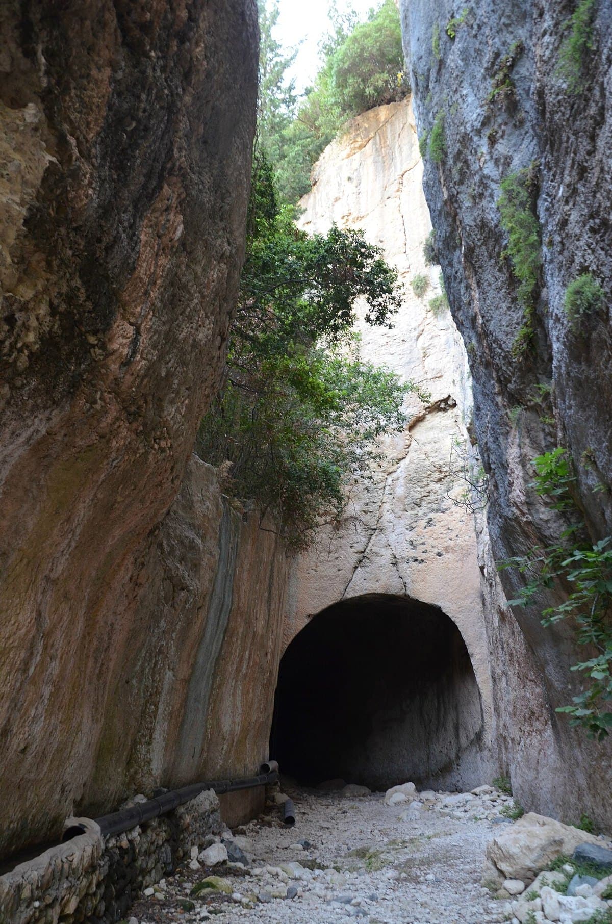 Tunnel di Vespasiano e Tito — foto 3