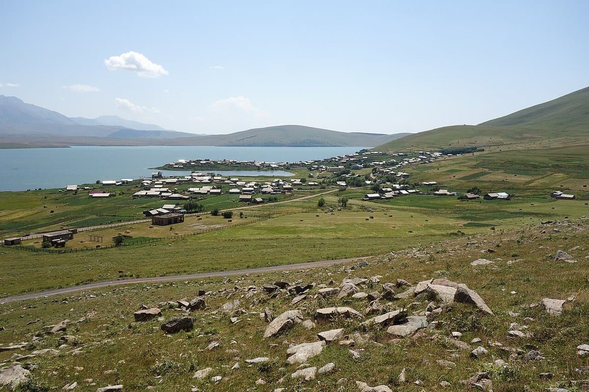 Lago Tabatskuri — foto 2
